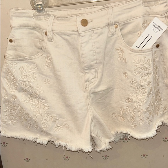 Liverpool Los Angeles Pants - Liverpool Los Angeles Embroidered cream Women's Shorts